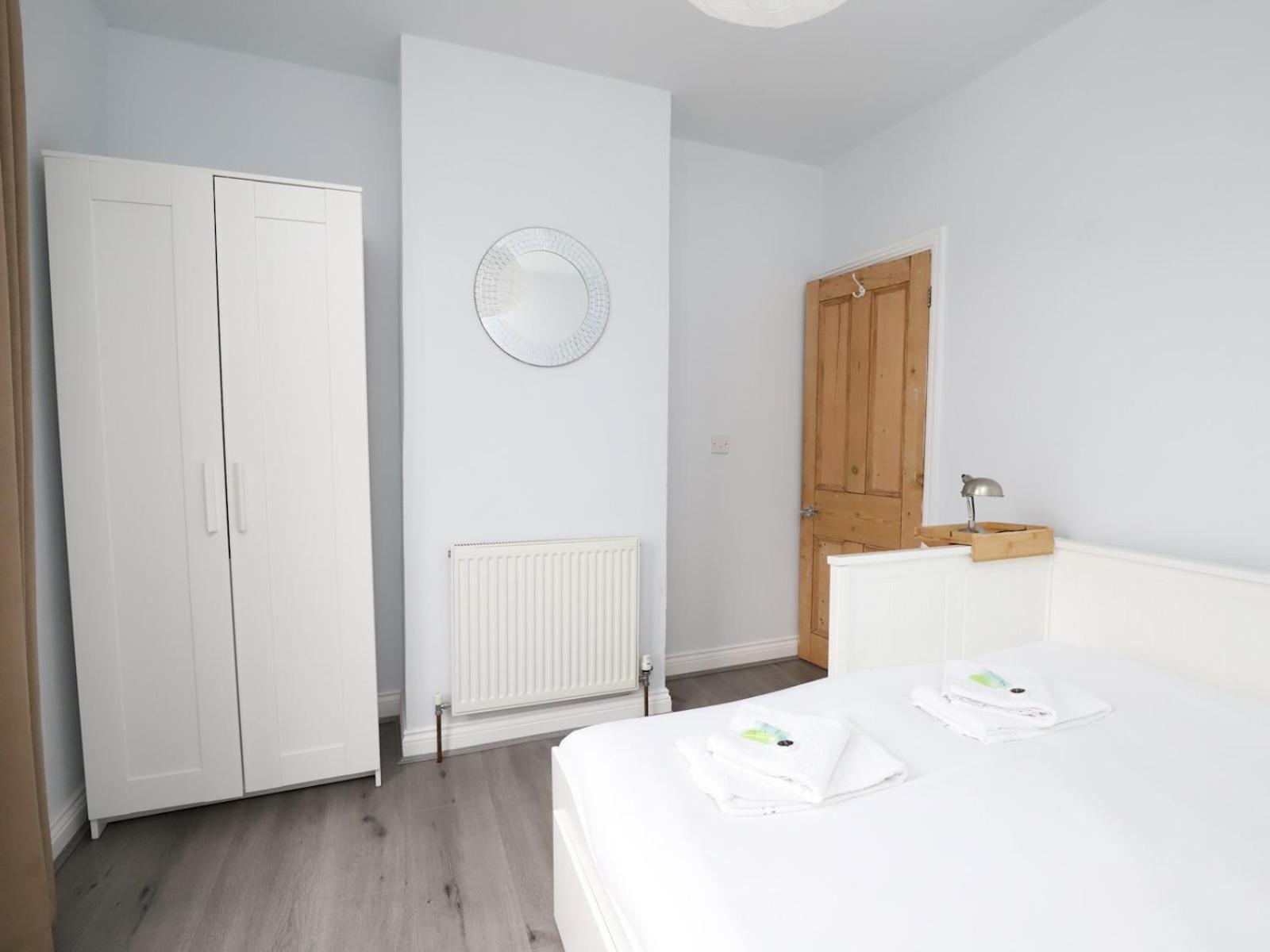 Sunny Victorian 2Br Townhouse Oxford Pass The Keys 빌라 외부 사진
